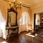 Palazzo Lari - Historic Boutique Maison d'hôtes Sarzana