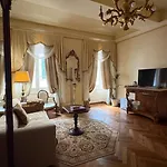 Palazzo Lari - Historic Boutique Maison d'hôtes 3*