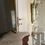 Palazzo Lari - Historic Boutique Sarzana