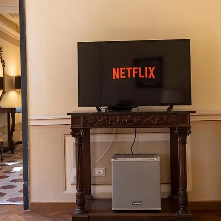 Palazzo Lari Guest house 3*