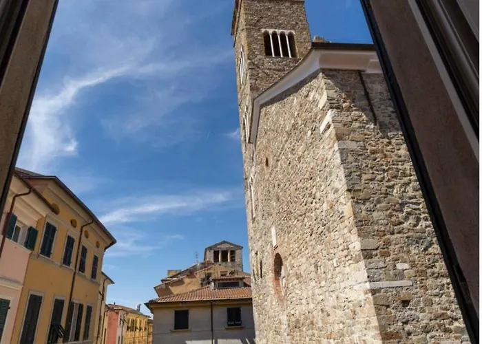 Palazzo Lari - Historic Boutique 3*