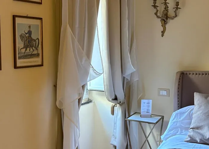 Palazzo Lari - Historic Boutique 3* サルツァーナ