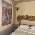 Palazzo Lari - Historic Boutique Vendégház Sarzana