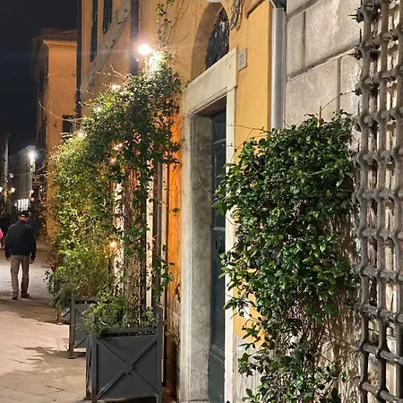 Palazzo Lari Casa de hóspedes *