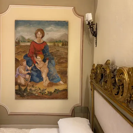 Guest house Palazzo Lari - Historic Boutique