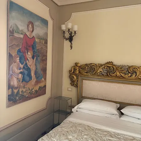 Palazzo Lari - Historic Boutique Guest house Sarzana