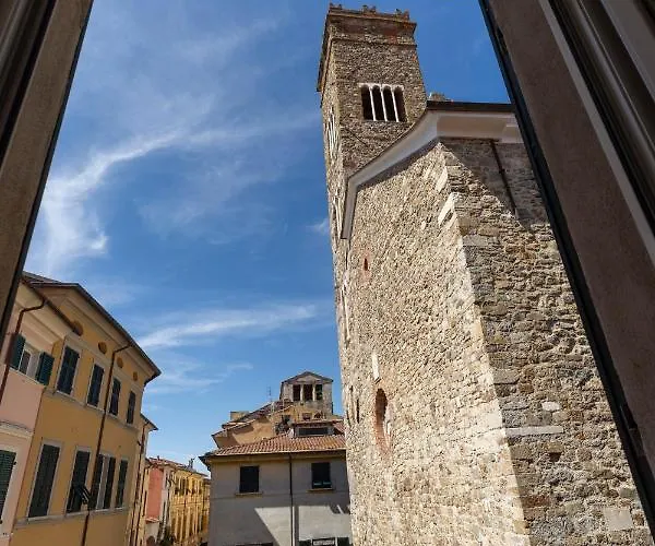 Pensjonat Palazzo Lari Sarzana