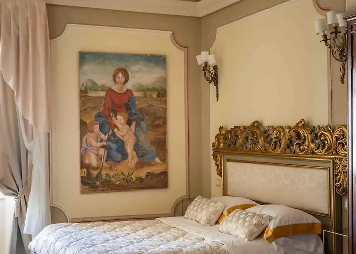 Palazzo Lari